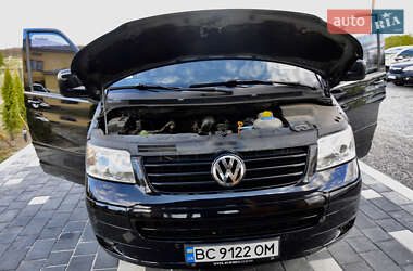 Минивэн Volkswagen Multivan 2009 в 