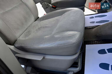 Минивэн Volkswagen Multivan 2009 в 