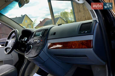 Минивэн Volkswagen Multivan 2009 в 