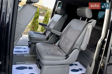 Минивэн Volkswagen Multivan 2009 в 