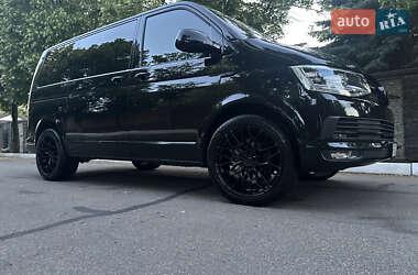 Минивэн Volkswagen Multivan 2016 в 