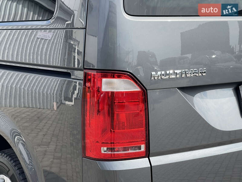 Минивэн Volkswagen Multivan 2018 в Мукачево