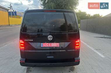 Минивэн Volkswagen Multivan 2019 в 