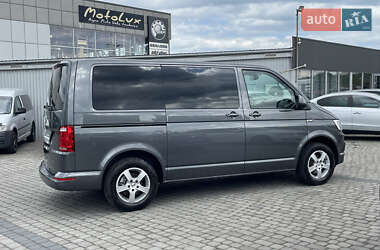 Минивэн Volkswagen Multivan 2018 в 