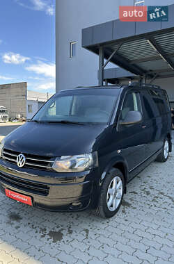Минивэн Volkswagen Multivan 2012 в 