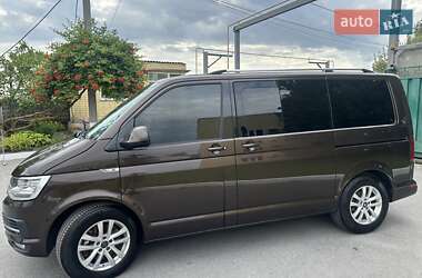 Минивэн Volkswagen Multivan 2017 в 