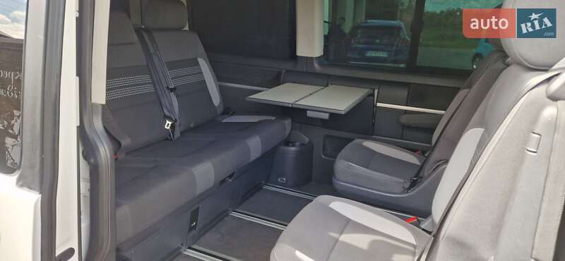 Минивэн Volkswagen Multivan 2013 в Львове