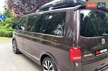 Минивэн Volkswagen Multivan 2012 в 