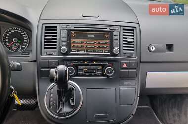 Минивэн Volkswagen Multivan 2012 в 