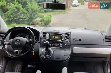 Минивэн Volkswagen Multivan 2012 в 