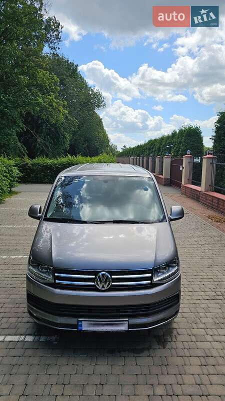 Минивэн Volkswagen Multivan 2018 в Киеве