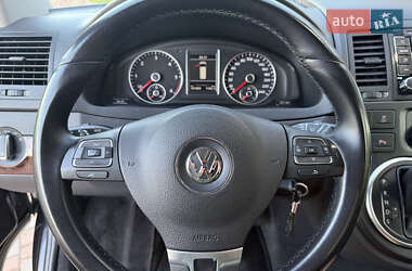 Минивэн Volkswagen Multivan 2014 в 