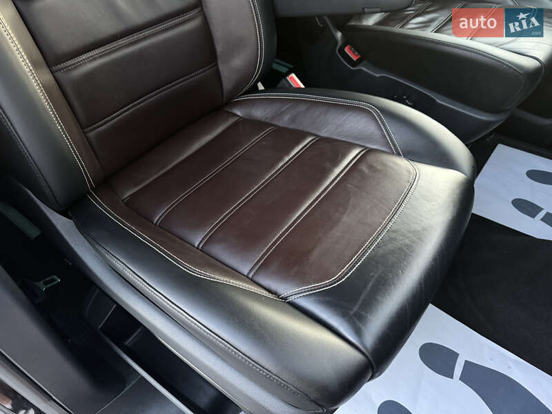 Минивэн Volkswagen Multivan 2019 в Тернополе