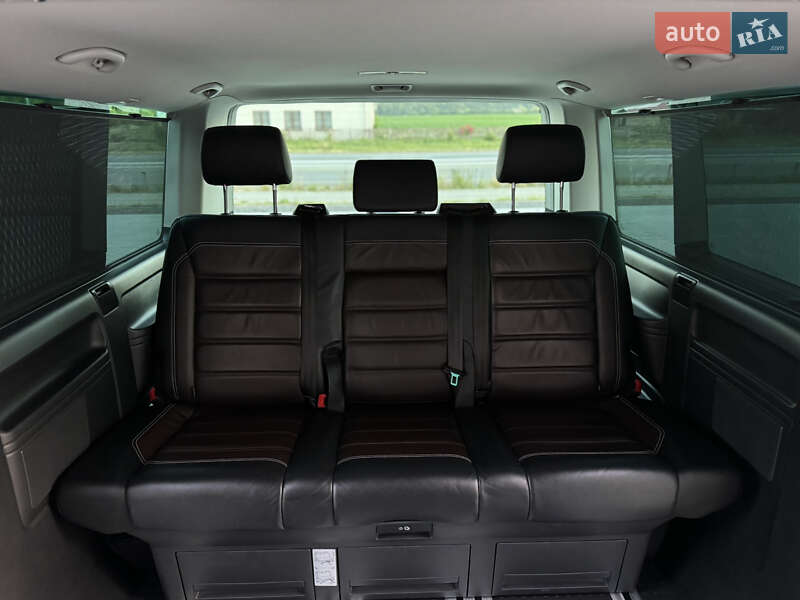 Минивэн Volkswagen Multivan 2019 в Тернополе