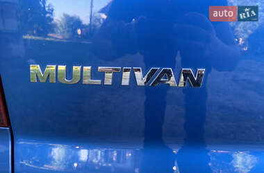 Минивэн Volkswagen Multivan 2015 в 