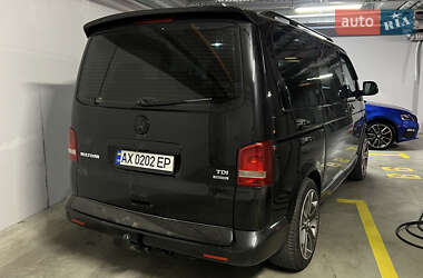 Минивэн Volkswagen Multivan 2011 в 