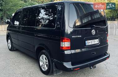 Минивэн Volkswagen Multivan 2008 в 