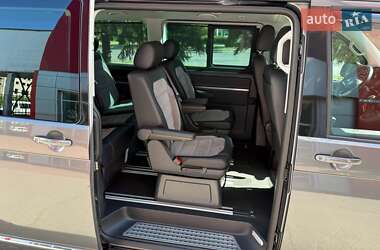 Минивэн Volkswagen Multivan 2023 в 