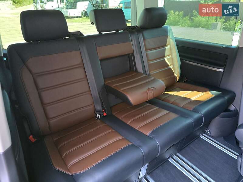 Минивэн Volkswagen Multivan 2020 в Ровно