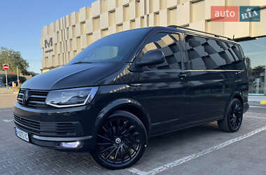 Минивэн Volkswagen Multivan 2010 в 
