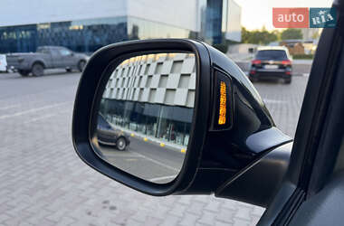 Минивэн Volkswagen Multivan 2010 в 