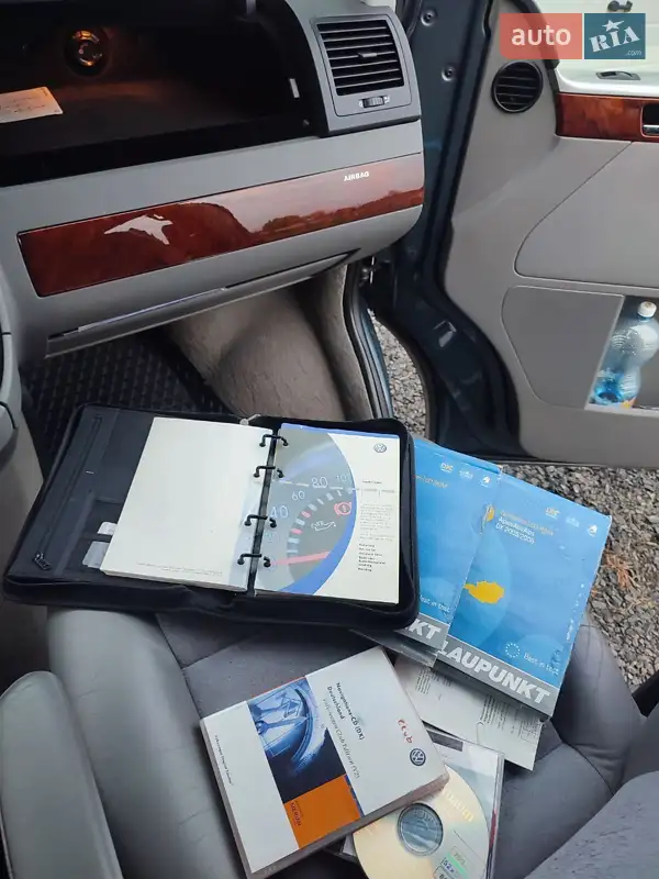 Минивэн Volkswagen Multivan 2004 в Камне-Каширском документ