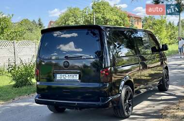 Минивэн Volkswagen Multivan 2011 в 
