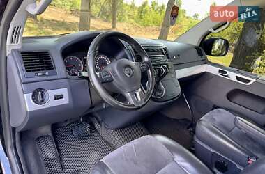 Минивэн Volkswagen Multivan 2011 в 