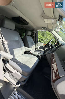 Мінівен Volkswagen Multivan 2008 в 