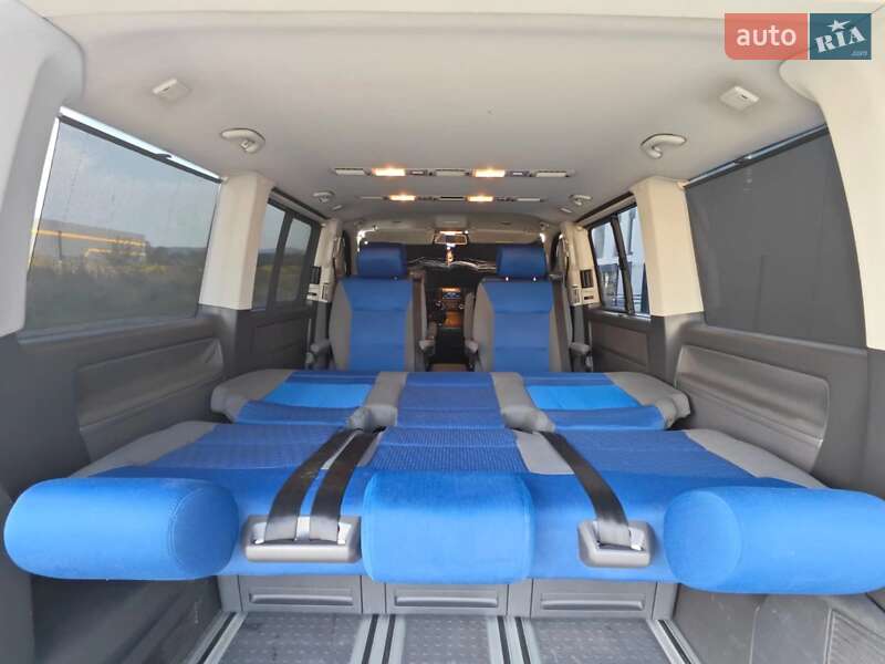 Мінівен Volkswagen Multivan 2005 в Івано-Франківську
