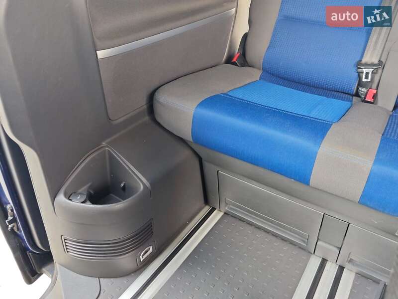 Мінівен Volkswagen Multivan 2005 в Івано-Франківську