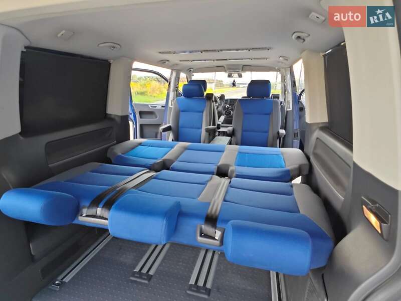 Мінівен Volkswagen Multivan 2005 в Івано-Франківську