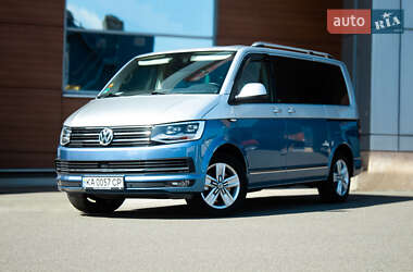 Минивэн Volkswagen Multivan 2017 в Киеве