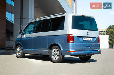 Минивэн Volkswagen Multivan 2017 в 