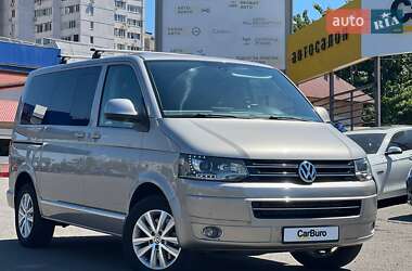 Volkswagen Multivan 2015