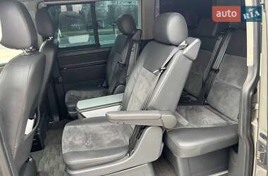 Минивэн Volkswagen Multivan 2015 в 