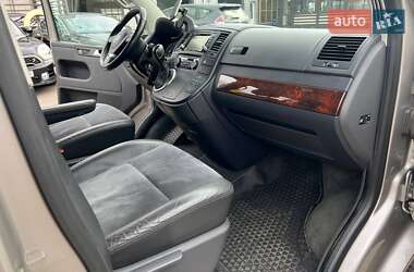 Минивэн Volkswagen Multivan 2015 в 