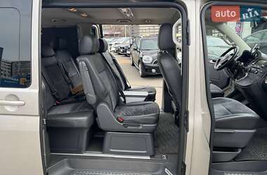 Минивэн Volkswagen Multivan 2015 в 