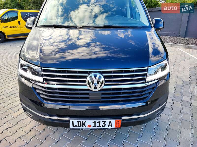 Минивэн Volkswagen Multivan 2019 в Черновцах