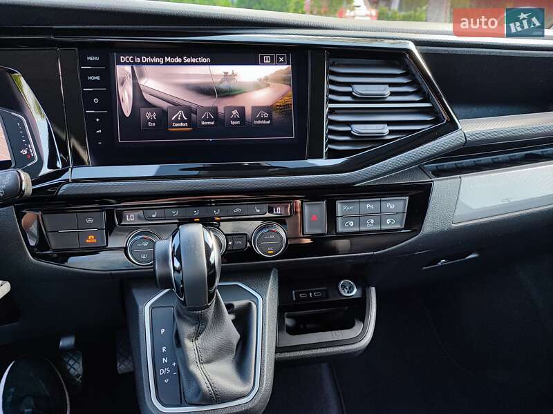 Минивэн Volkswagen Multivan 2019 в Черновцах