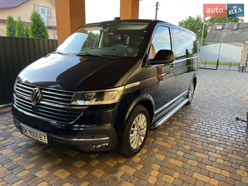 Минивэн Volkswagen Multivan 2021 в Костополе