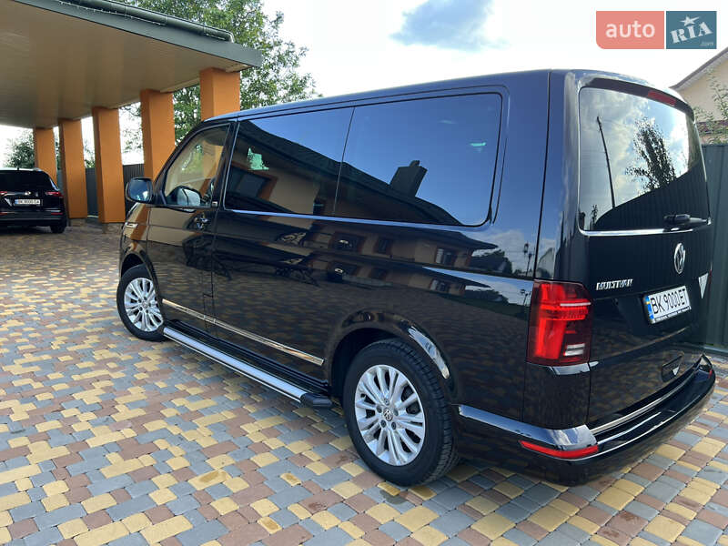 Минивэн Volkswagen Multivan 2021 в Костополе