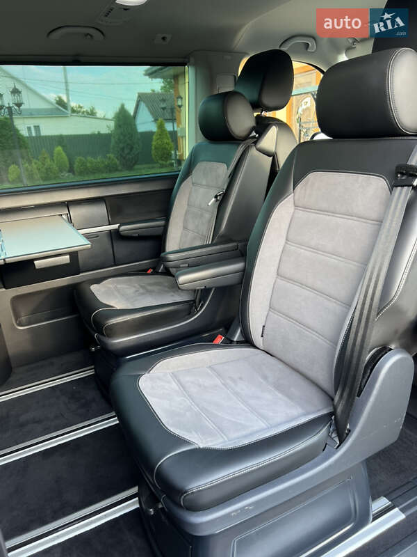 Минивэн Volkswagen Multivan 2021 в Костополе
