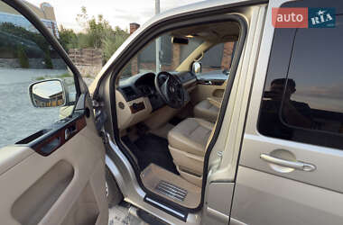 Минивэн Volkswagen Multivan 2006 в 