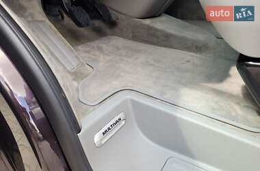 Минивэн Volkswagen Multivan 2014 в 