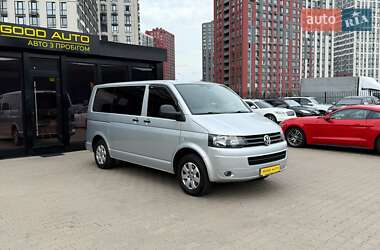 Volkswagen Multivan 2012