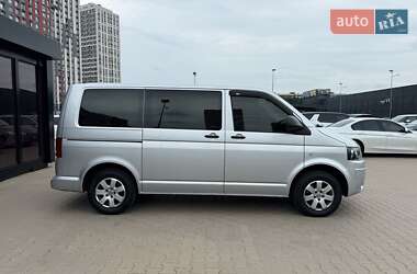 Минивэн Volkswagen Multivan 2012 в 