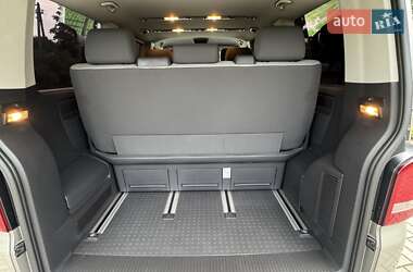 Мінівен Volkswagen Multivan 2013 в 