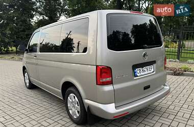 Мінівен Volkswagen Multivan 2013 в 