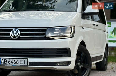 Минивэн Volkswagen Multivan 2011 в 